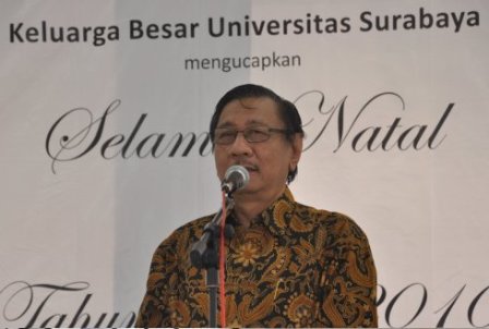 10 Mei 2008 – Pergantian Ketua Yayasan UBAYA
