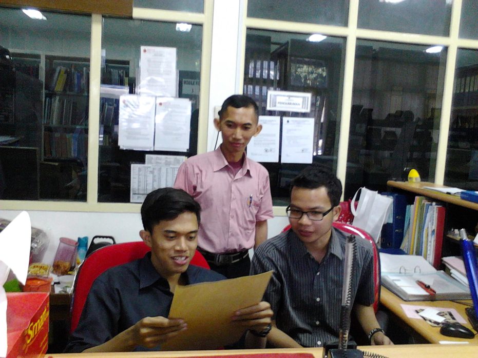 Program Magang Mahasiswa PSTP UNAIR di Pusat Arsip dan Museum UBAYA