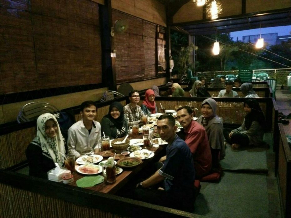 Buka Puasa Bersama Keluarga Besar Pusat Arsip dan Museum UBAYA