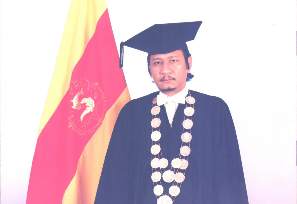Pimpinan Universitas dan Fakultas di UBAYA Periode 1994 – 1999
