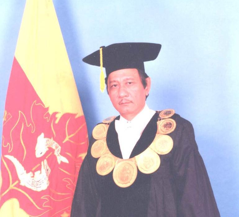 Pimpinan Universitas dan Fakultas di UBAYA Periode 1999 – 2003