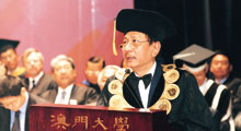 Anton Prijatno, S.H., Rektor UBAYA 1994-2003
