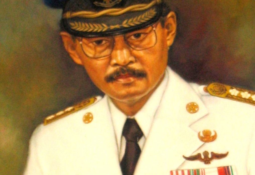 8 Agustus 1979 – Drs. Moehadji Widjaja Ditetapkan Menjadi Ketua Umum Yayasan UBAYA 1979-1984