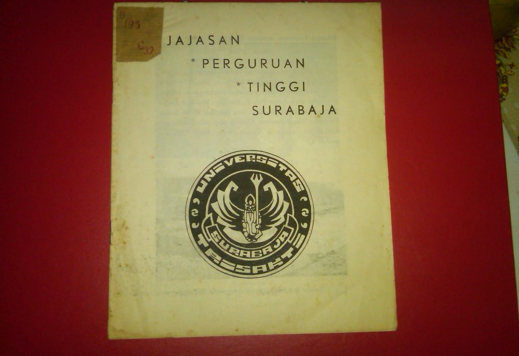 Buku Sejarah Universitas Trisakti Surabaya