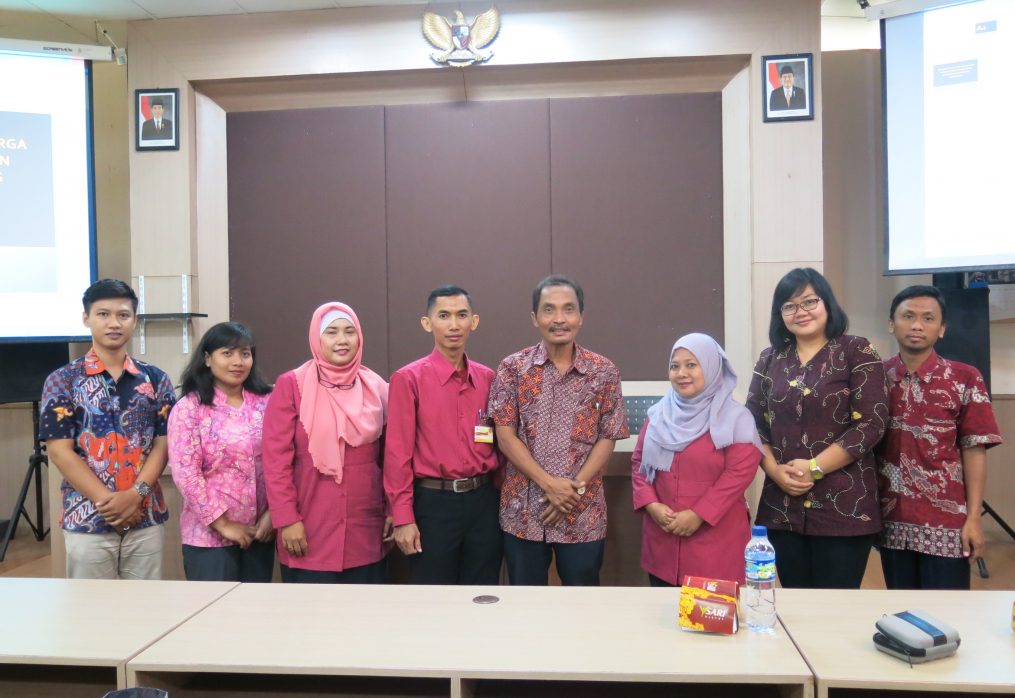 Pusat Arsip dan Museum UBAYA Studi Banding ke UPT Kearsipan ITS