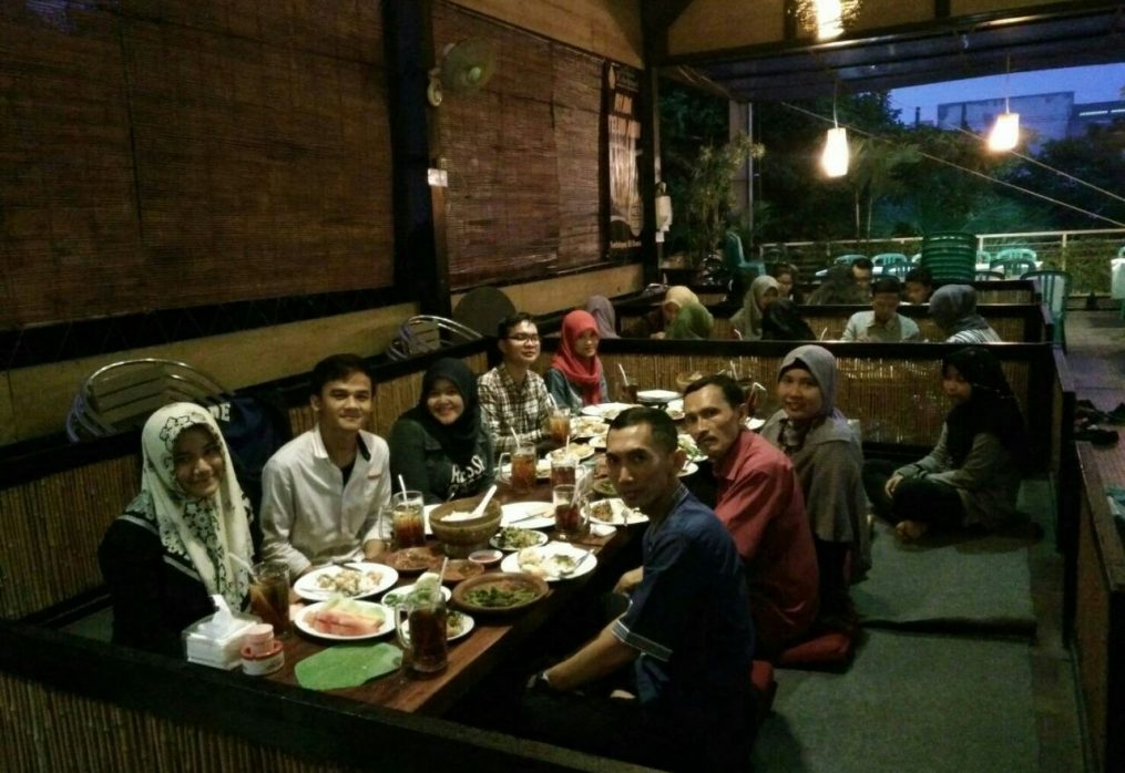 Buka Puasa Bersama Keluarga Besar Pusat Arsip dan Museum UBAYA