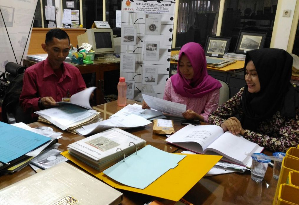 Program Magang Mahasiswa PSTP UNAIR di Pusat Arsip dan Museum UBAYA